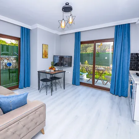 Bahce Aparthotel 4*