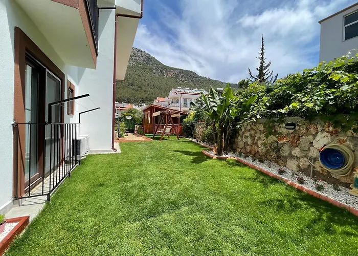 Apartmanhotel Bahce 4*